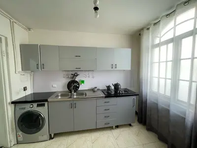 آپارتمان دوخوابه جکوزی دار رویال هاوس کوروش مال 1