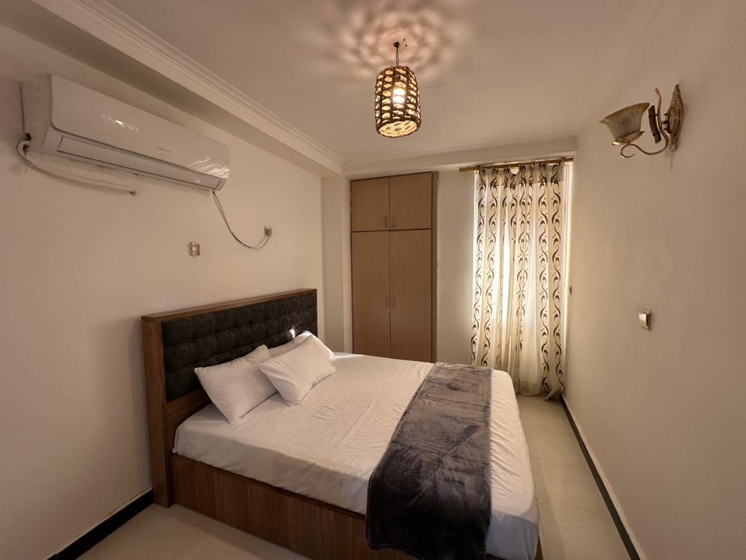 آپارتمان دوخوابه پلاراز 2