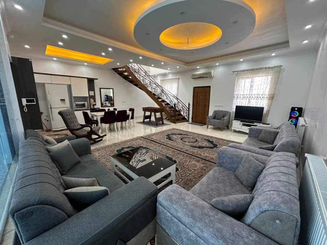 سه خوابه استخردار آبگرم ساحلی نظری