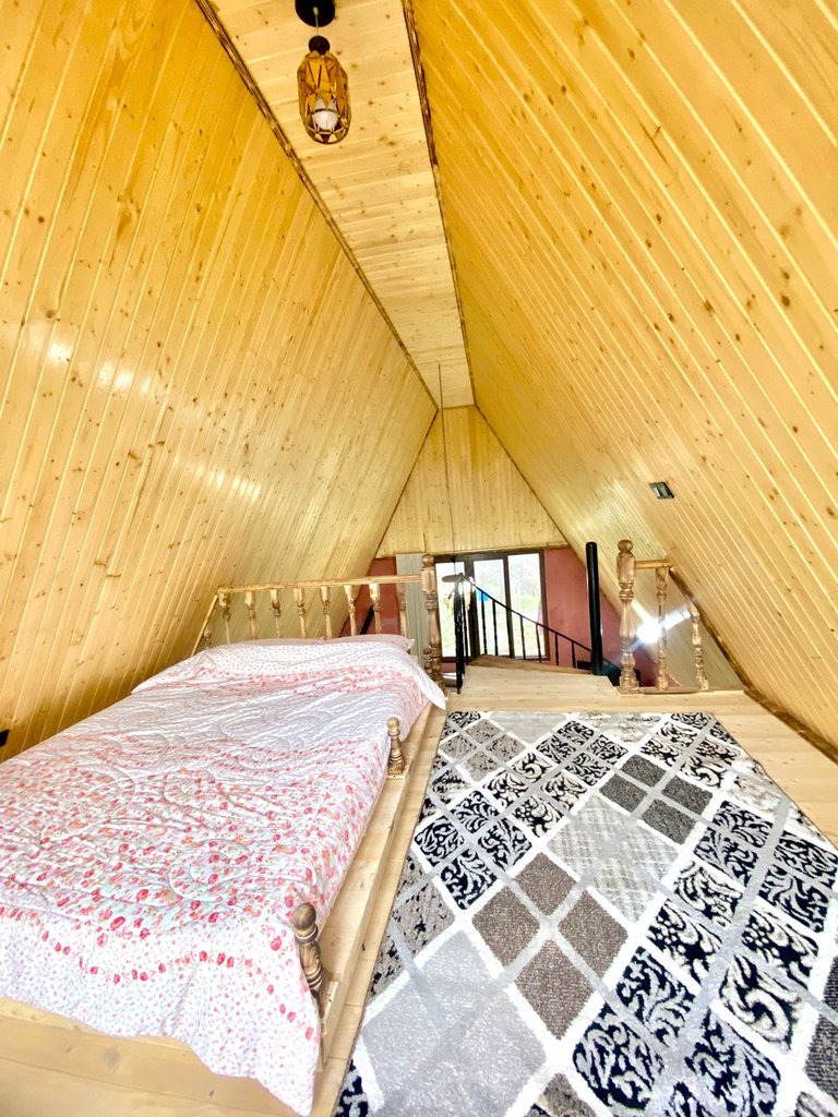 کلبه یک خوابه سوئیسی ایواز