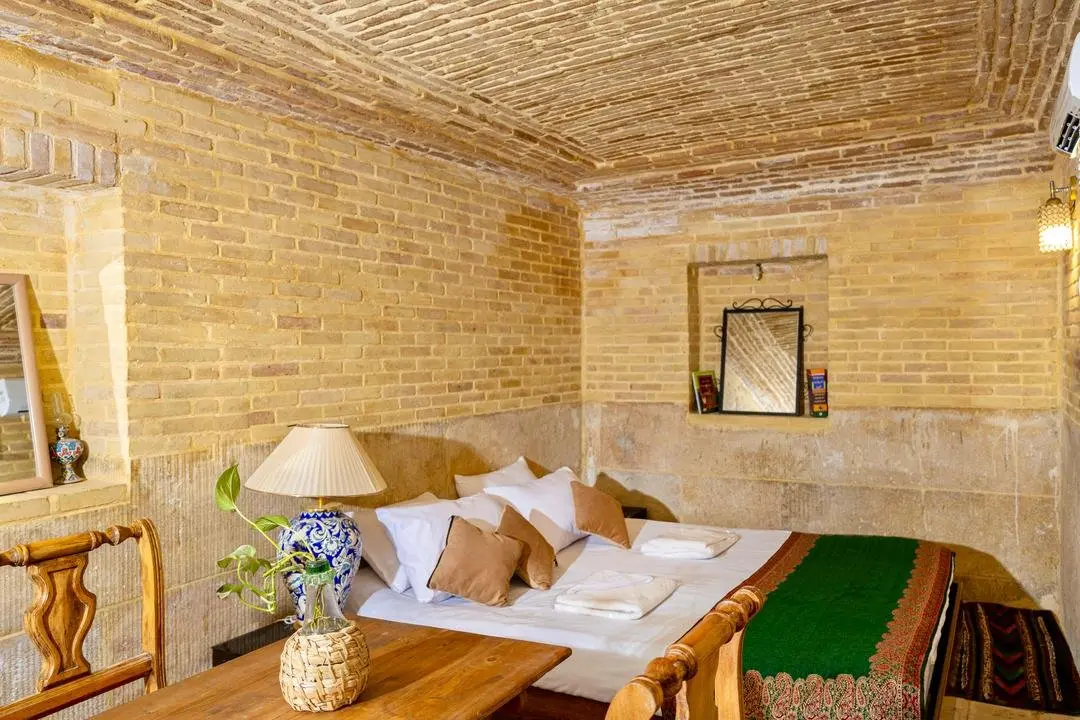 اقامتگاه سنتی آبان - واحد یاس