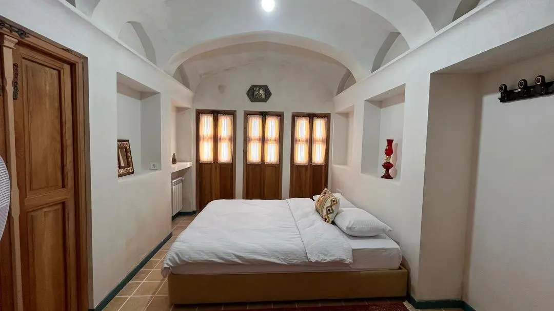 دبل نقره - بوتیک هتل سرای نفیس اتاق الماس - یک تخته فلت سرای نفیس اتاق نقره