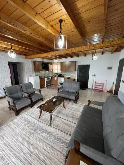 کلبه دوخوابه جنگلی جکوزی دار اربه کله