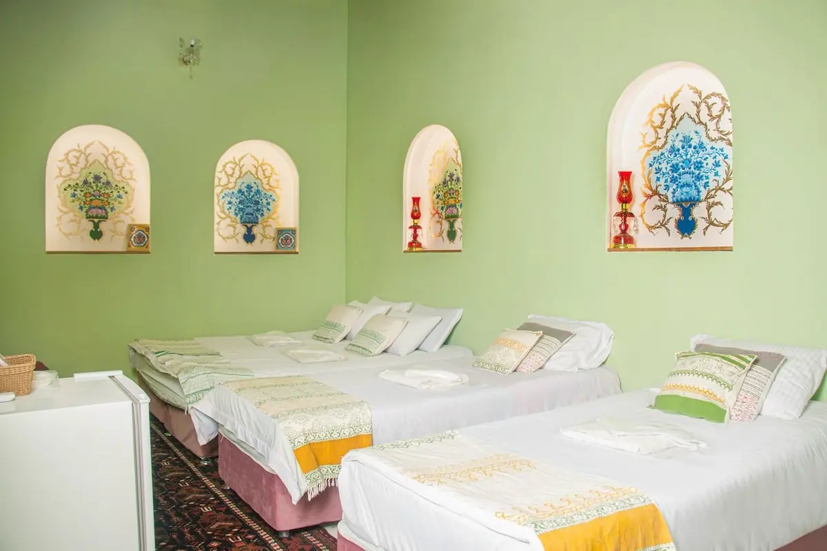 اقامتگاه سنتی آبان - واحد بهار