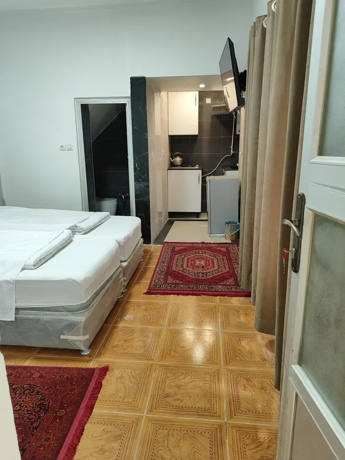 بوم گردی ایرن - واحد 102