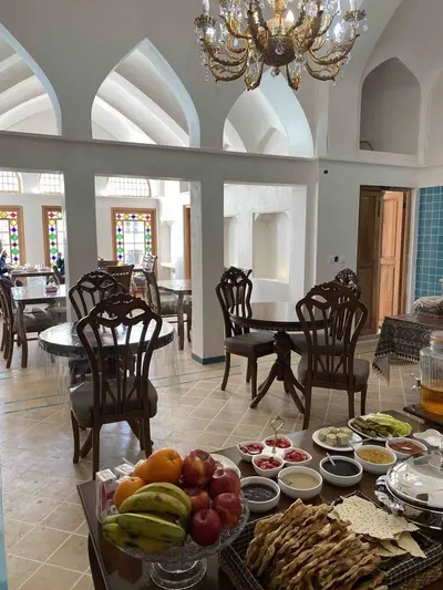 اقامتگاه سنتی سرای نفیس 2 - واحد لاجورد