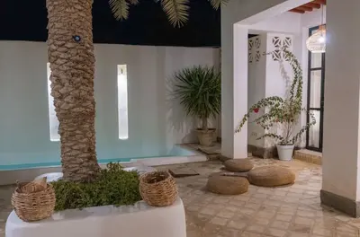 بومگردی سه خوابه ساحلی استخردار خانه باور