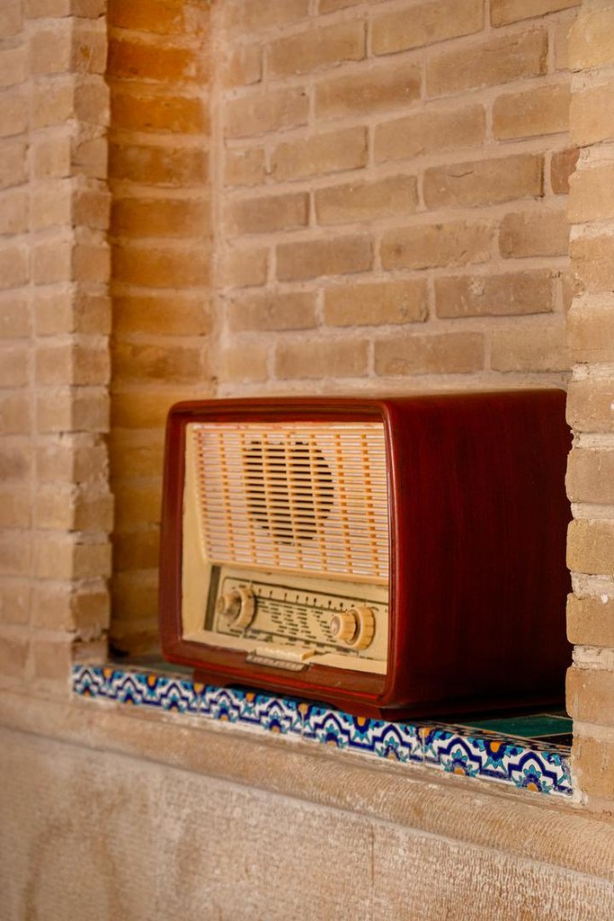 آبان - واحد رز