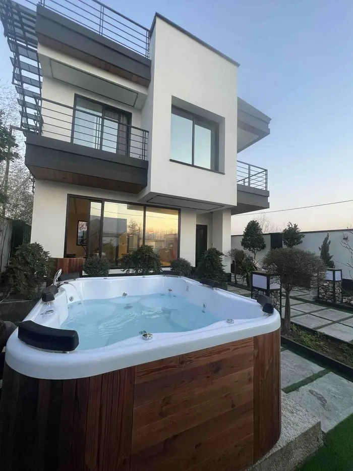 ویلا دوخوابه جکوزی دار ما