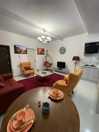 آپارتمان یک خوابه باغ قصر تهران 5