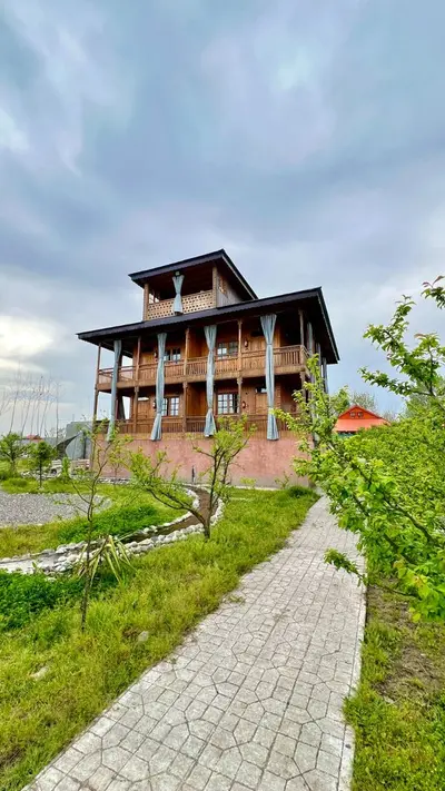 بومگردی شاتوت - واحد 1