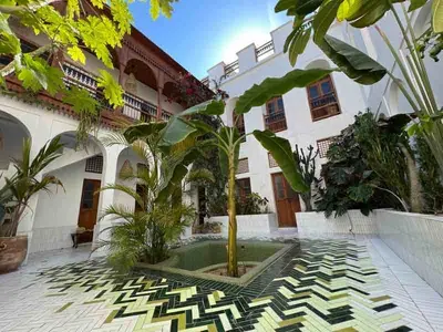 بومگردی سه خوابه عمارت سبز - واحد استخردار