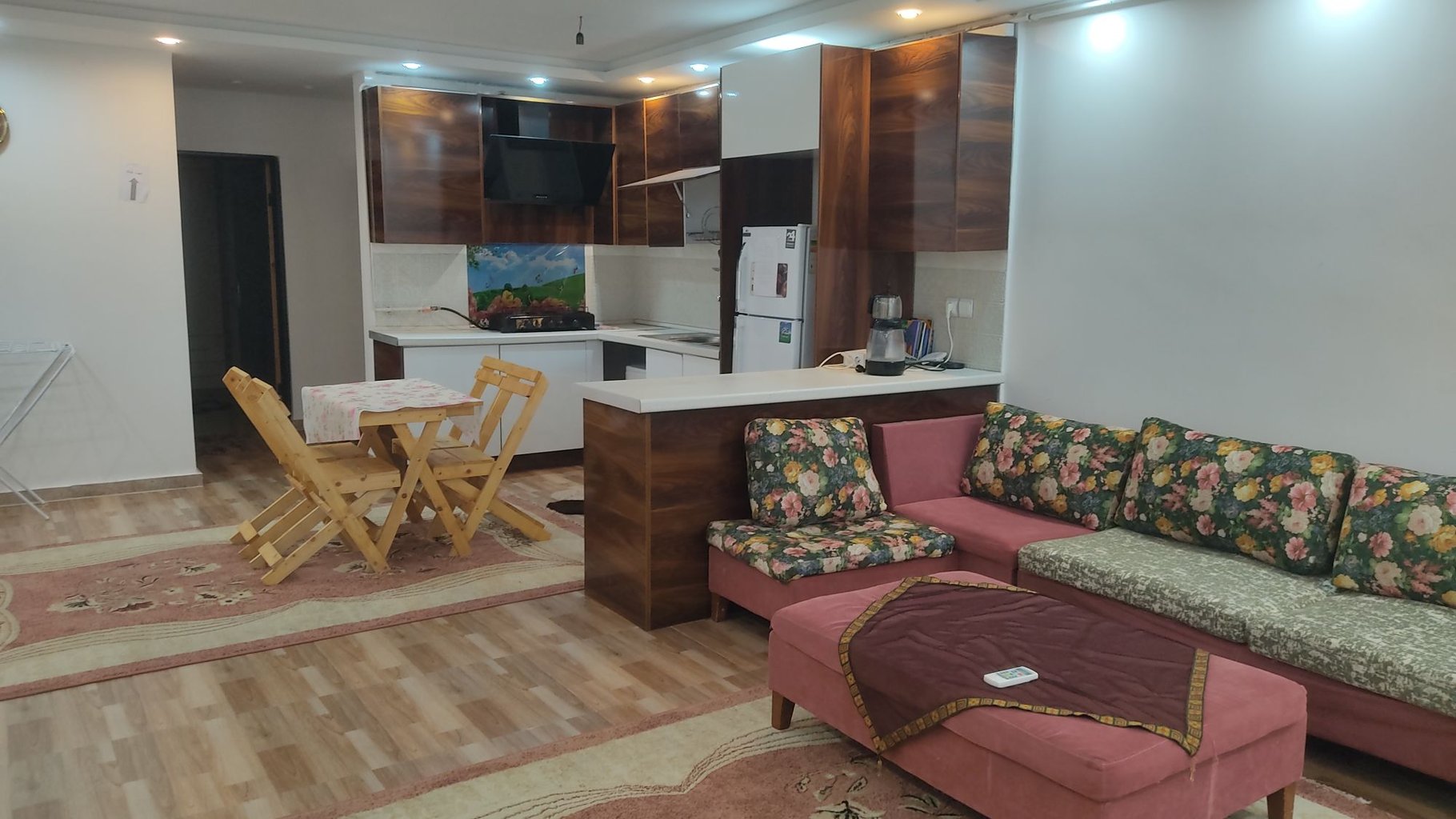 یک خوابه ساحلی آسنا 1