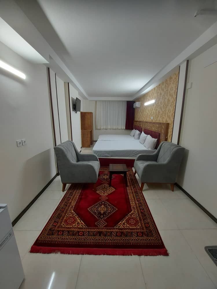 مسافرخانه سروش - واحد 106