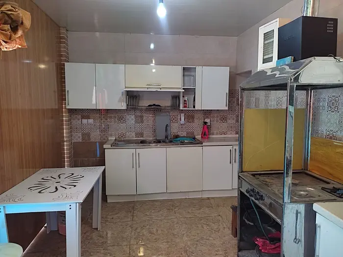 بوم گردی میرزا طاهر - واحد 6