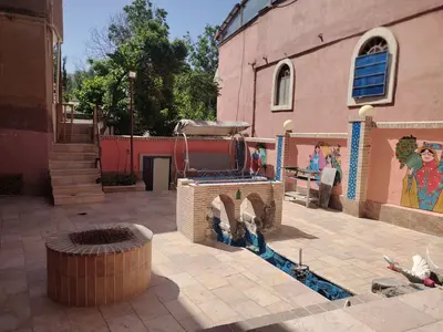 بومگردی میرزا طاهر - واحد 7