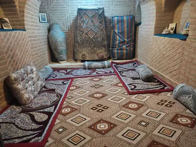 بومگردی میرزا طاهر - واحد 4