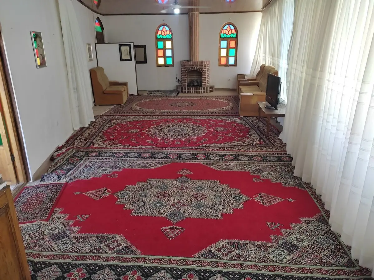 بوم گردی میرزا طاهر - واحد 7