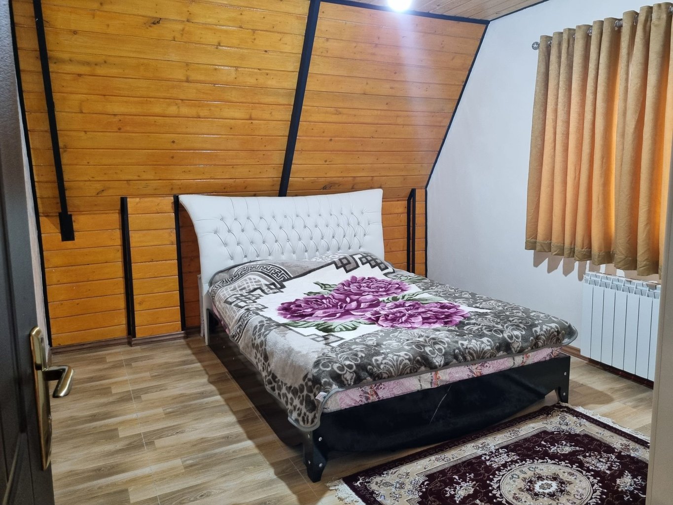 دوخوابه سوئیسی کیکا