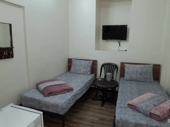 مسافرخانه فردوسی - واحد دوتخته تویین