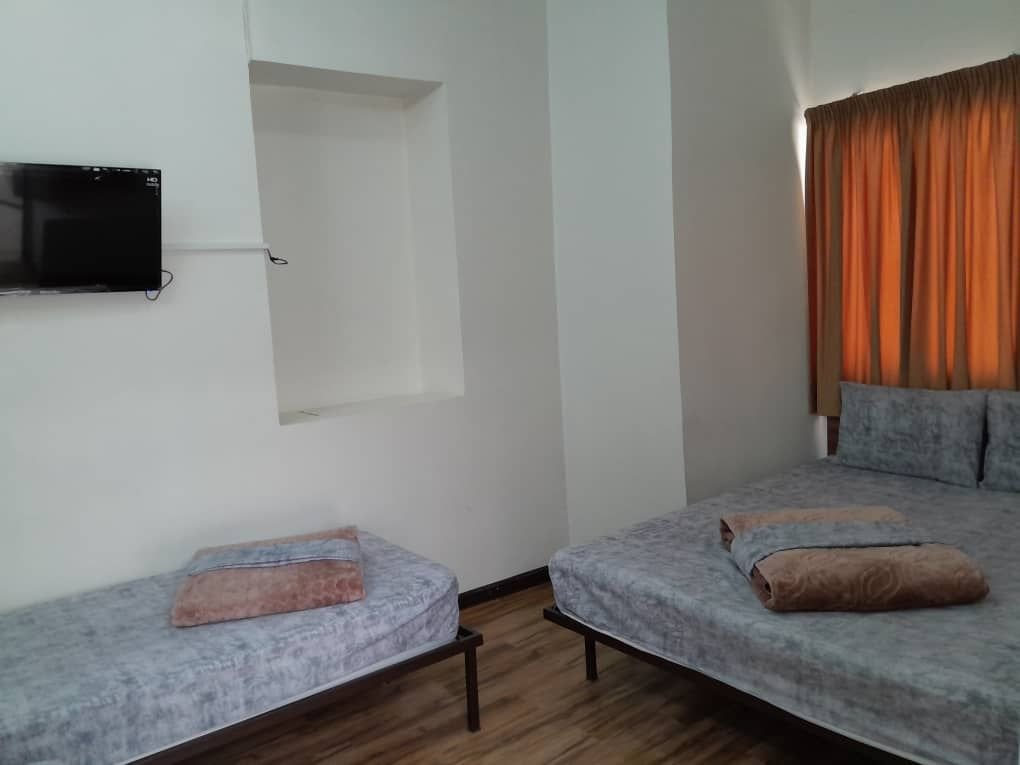 مسافرخانه فردوسی - واحد سه تخته2