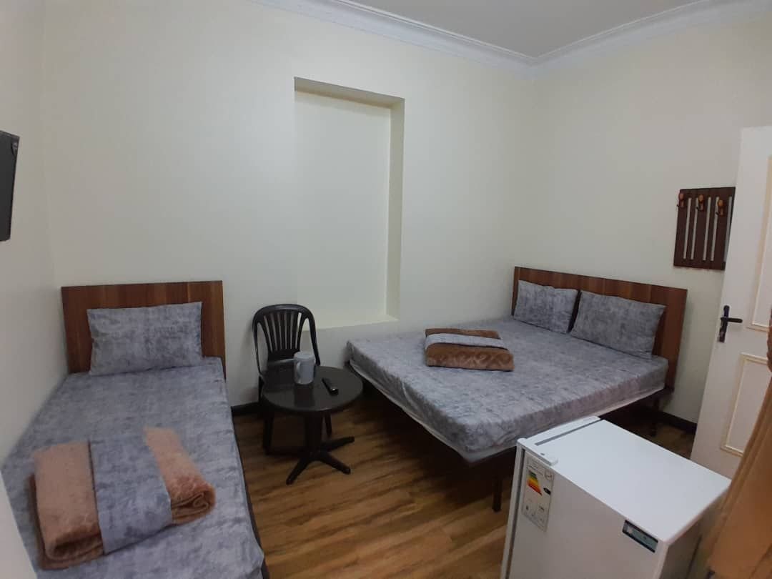 مسافرخانه فردوسی - واحد سه تخته 1