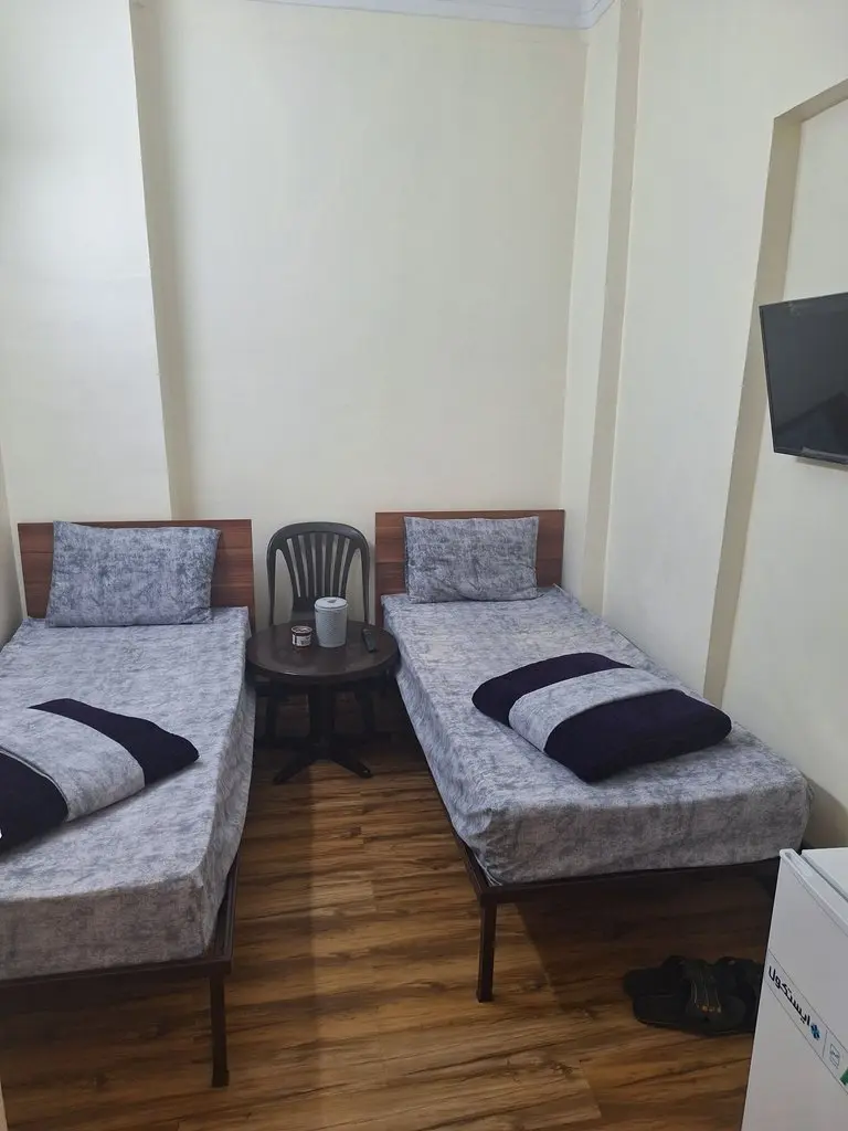 مسافرخانه فردوسی - واحد دوتخته تویین