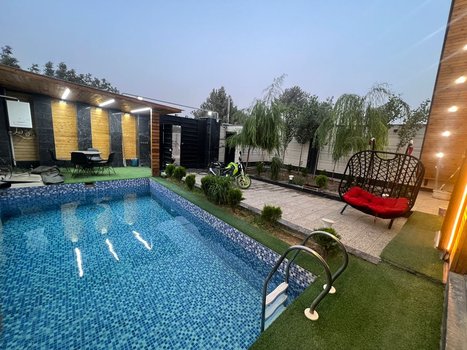 کلبه دوخوابه تریپلکس استخردار آبگرم آرمین