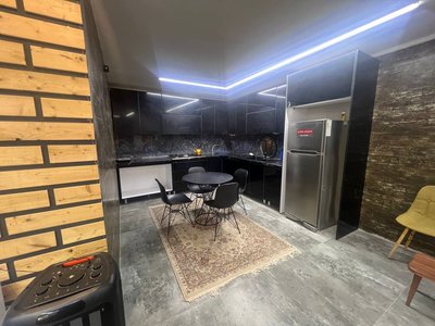 کلبه دوخوابه تریپلکس استخردار آبگرم آرمین