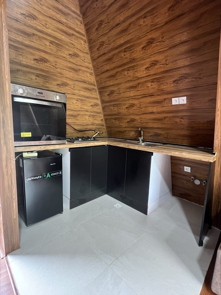 یک خوابه سوئیسی جنگلی دوهزار