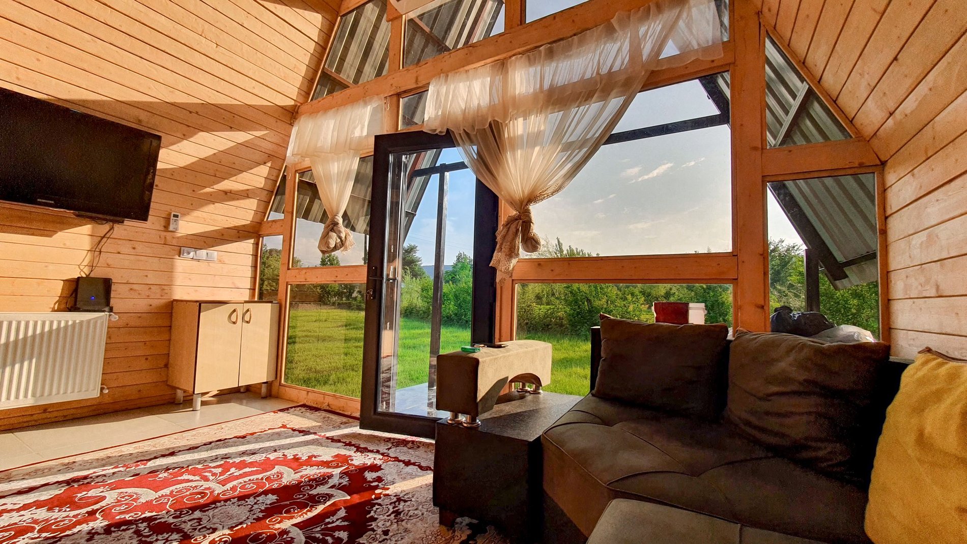 یک خوابه چوبی دارسو