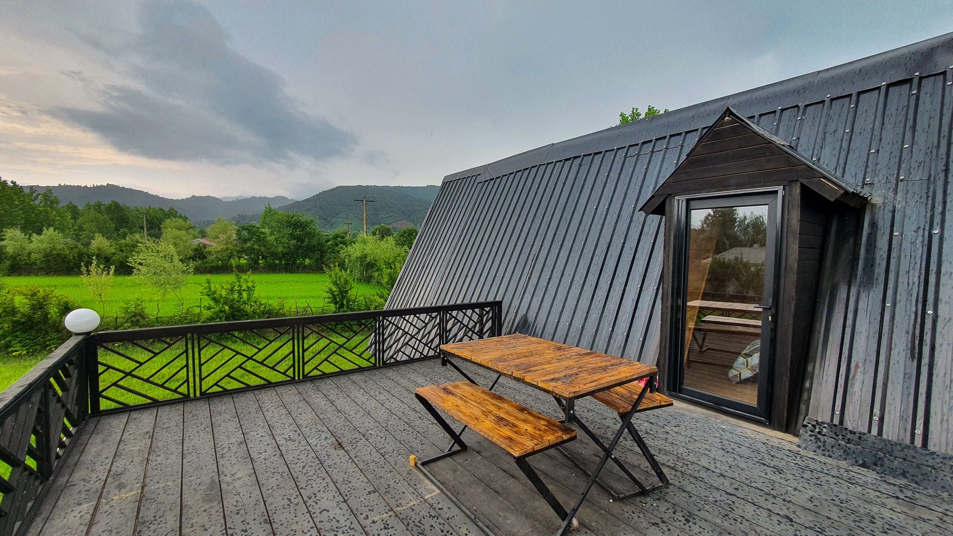 یک خوابه چوبی دارسو