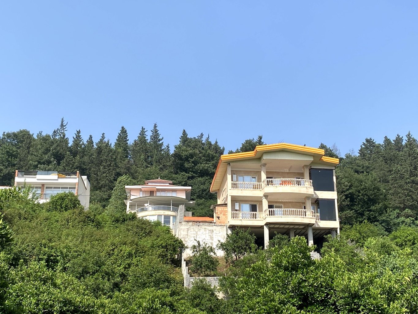 دوخوابه جنگلی جکوزی دار رایان