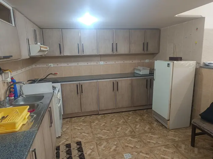 سوئیت یک خوابه قهرمان