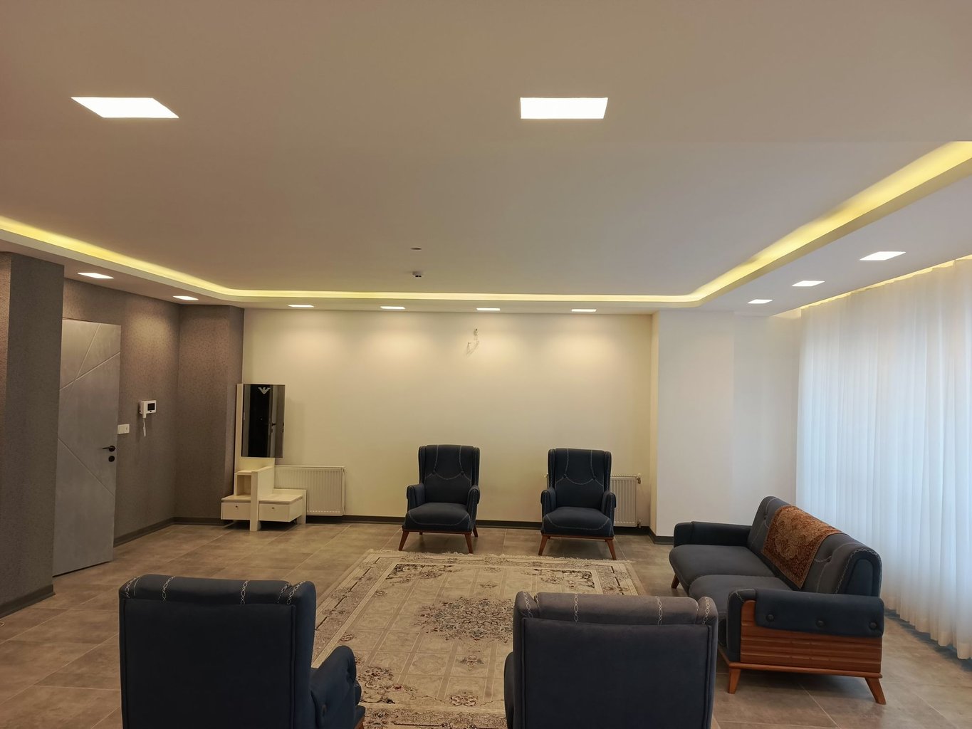 آپارتمان واحد هارمونی سه