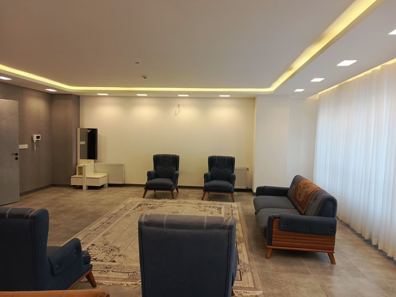 آپارتمان واحد هارمونی سه