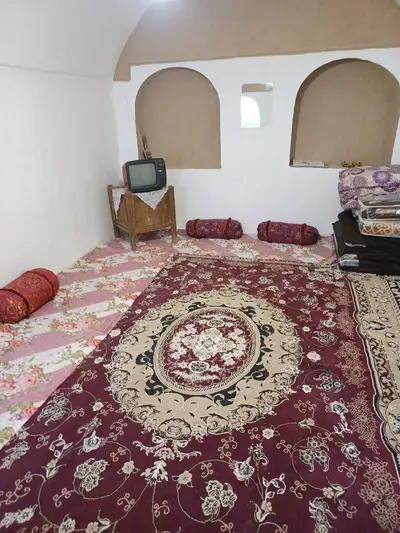 بومگردی خانه باغ صفا - واحد همکف