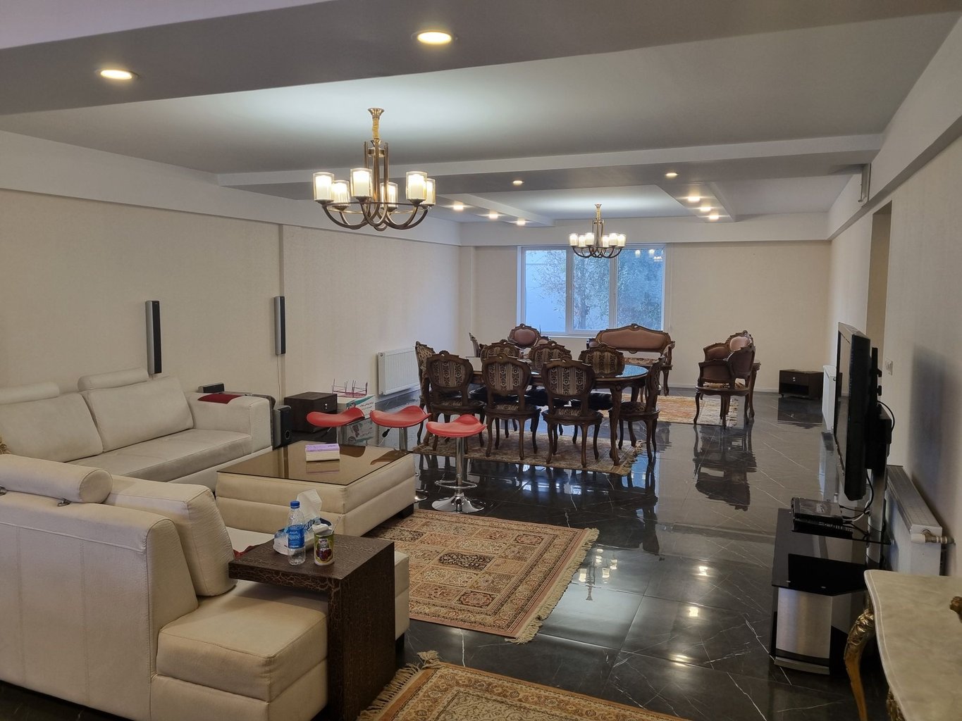 ویلا دوخوابه استخردار باغ مهتاب