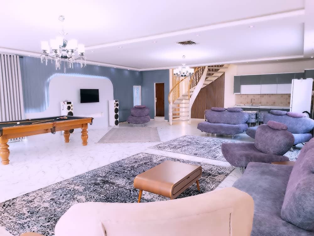 ویلا چهارخوابه استخردار آبگرم گلبرگ ۱ - حال طبقه همکف