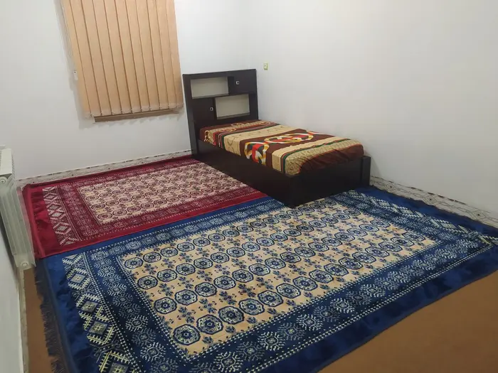 آپارتمان چهارخوابه پاکباز - تخت خواب یک نفره