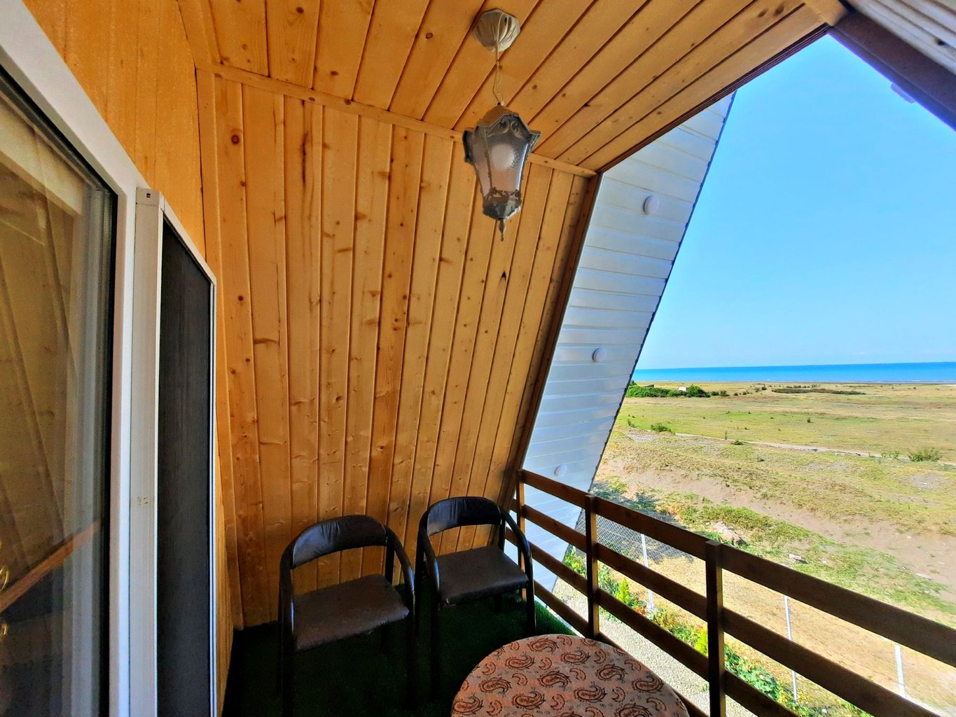 یک خوابه ساحلی تماشگه خزر