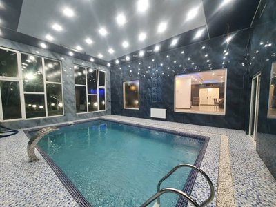 ویلا چهارخوابه استخردار آبگرم میخک