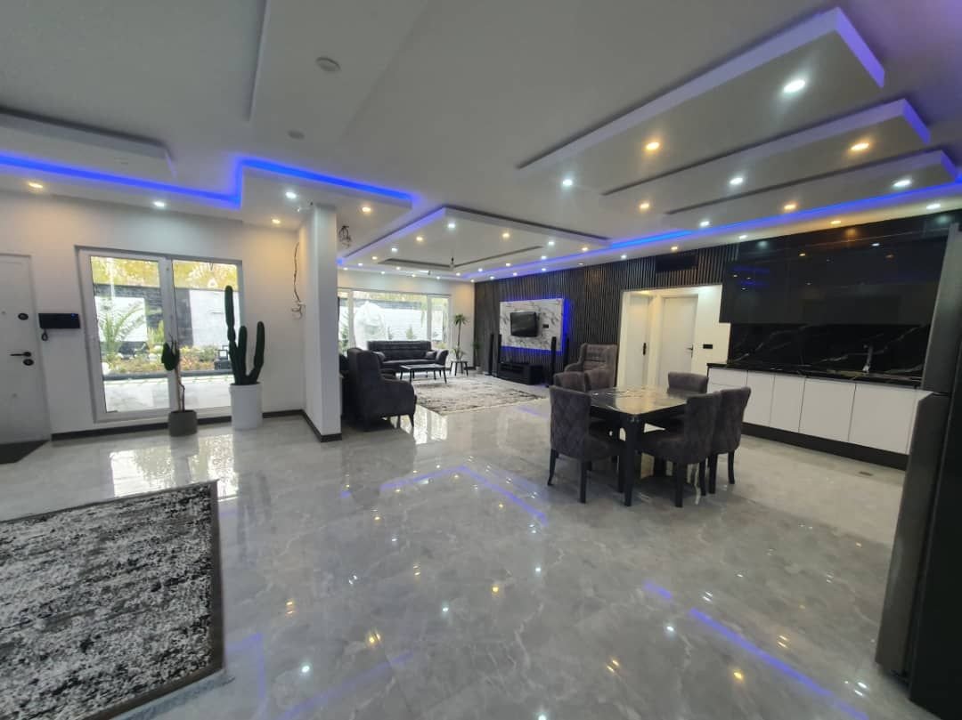 ویلا چهارخوابه استخردار آبگرم میخک