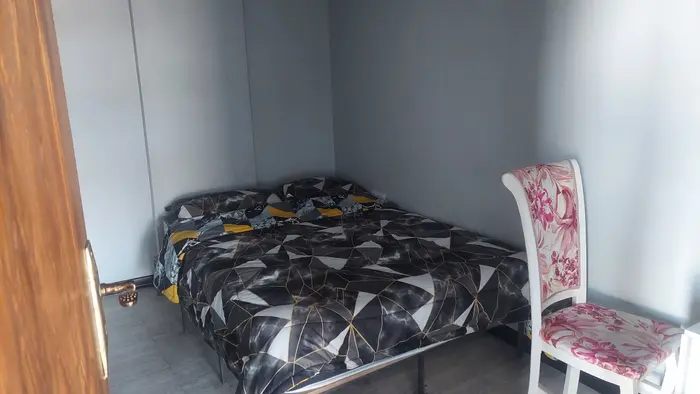 ویلا چهارخوابه جنگلی استخردار آبگرم مکث