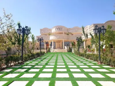 ویلا چهارخوابه استخردار آبگرم قلعه مجلل