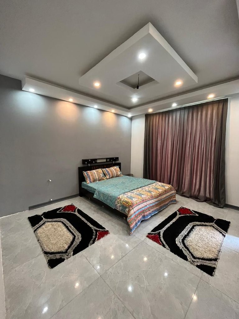 ویلا چهارخوابه استخردار آبگرم سپید