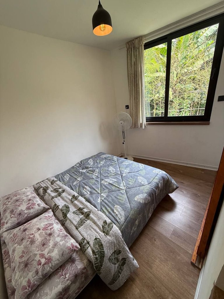 یک خوابه کوه سبز ۴