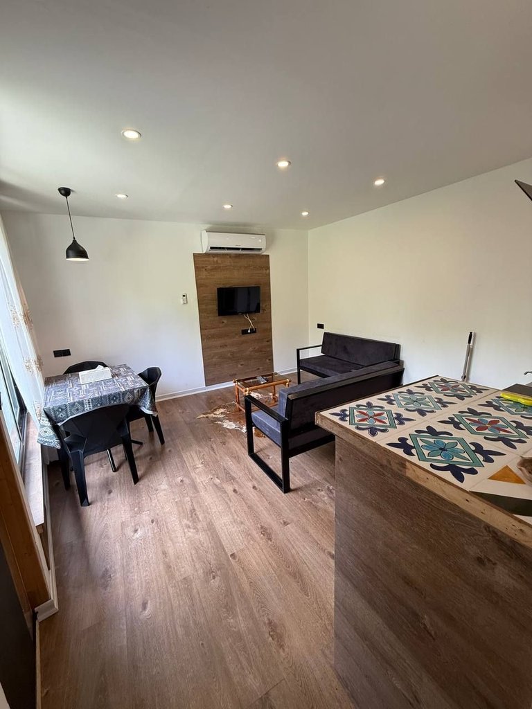 یک خوابه کوه سبز ۴