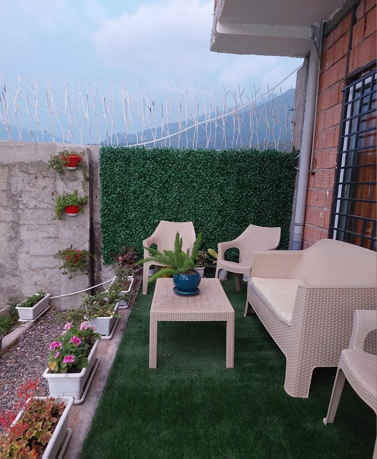 سوئیت دوخوابه روستایی افرا - تراس سوییت