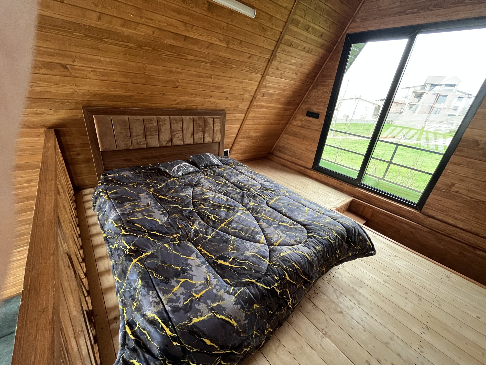 کلبه یک خوابه سوئیسی پاشاکلا